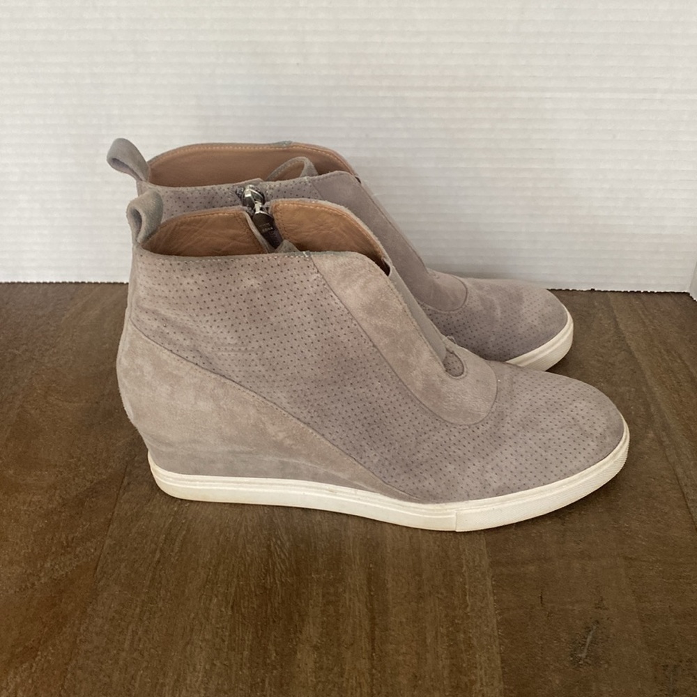 Linea Paolo Felicia Wedge Sneakers Gray Suede - Picture 6 of 9